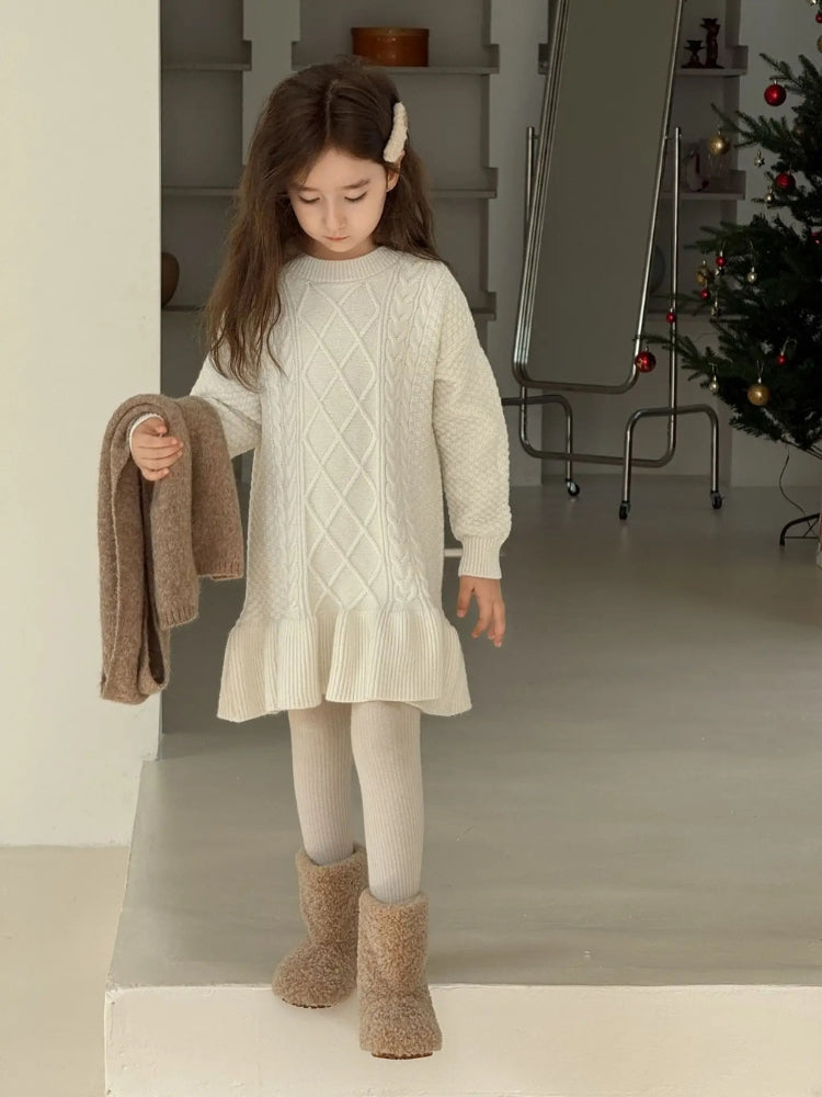 Robe pull fille blanche face