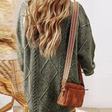 Robe pull ample